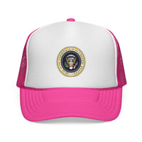 Montaga 2-toneTrucker Cap: Everyday Style.